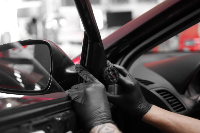 Внешняя установка твитера в авто